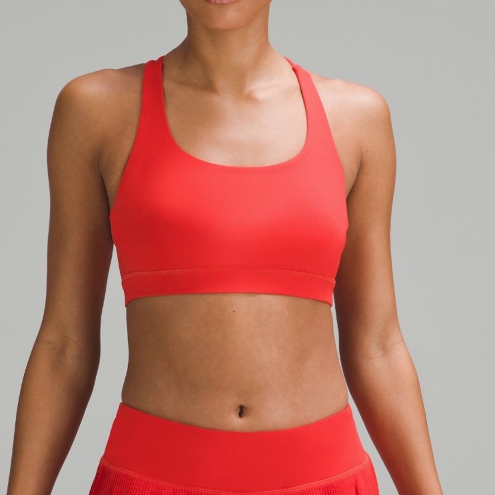 Wunder under lululemon leggings and top. Leggings and top both size 4
